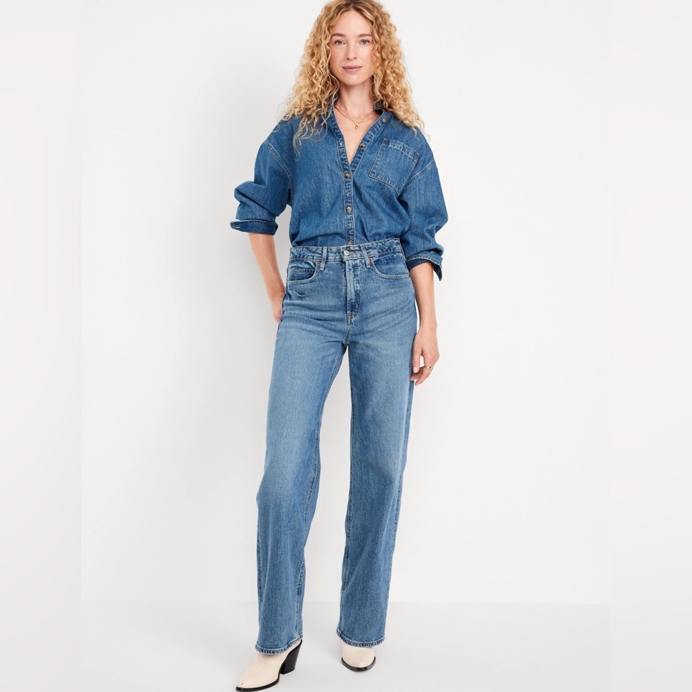 Old Navy Extra High-Rise Sky Hi Wide Leg Jeans – Size 6 Tall inseam 34inches